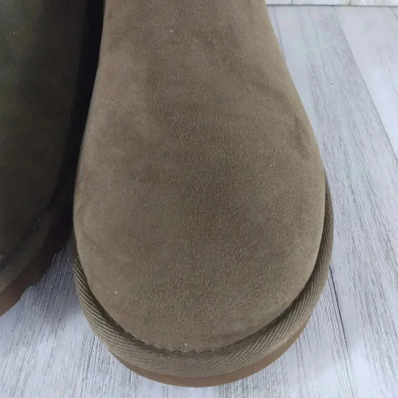 Ugh Bailey Zip Short Shearling Tan Women's 10 - Picture 7 of 16